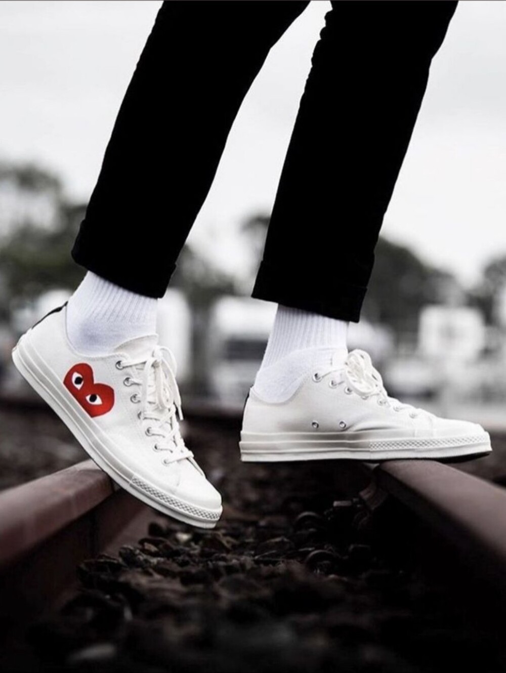 Converse x PLAY Comme des Garçons White Chuck 70 Sneakers